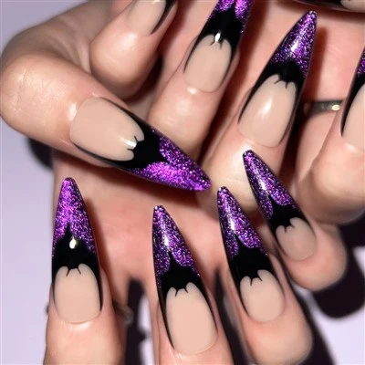 Halloween Nails Dub thiab Ntshav